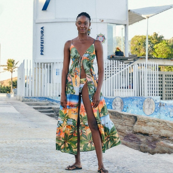 FARM Rio Other - NWT Farm Rio Carioca Cover Up